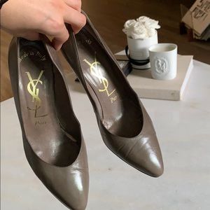Beautiful like new vintage YSL heels.